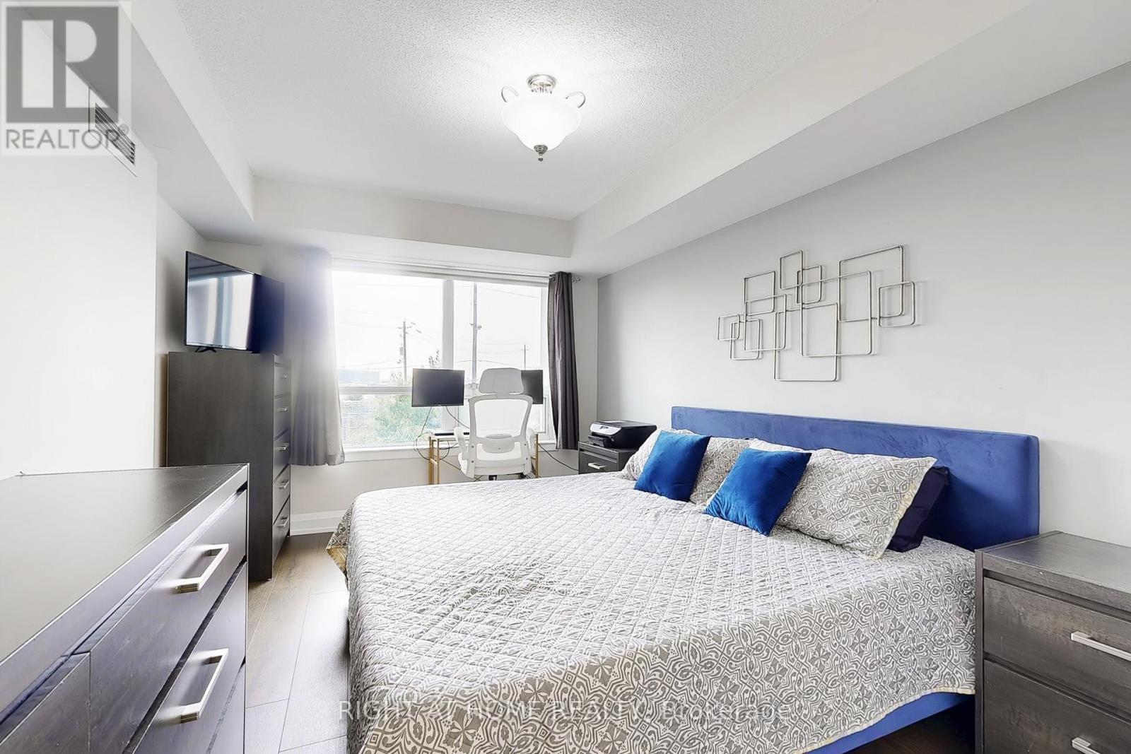 214 - 1070 Sheppard Avenue W, Toronto, Ontario  M3J 0G8 - Photo 16 - W12351232