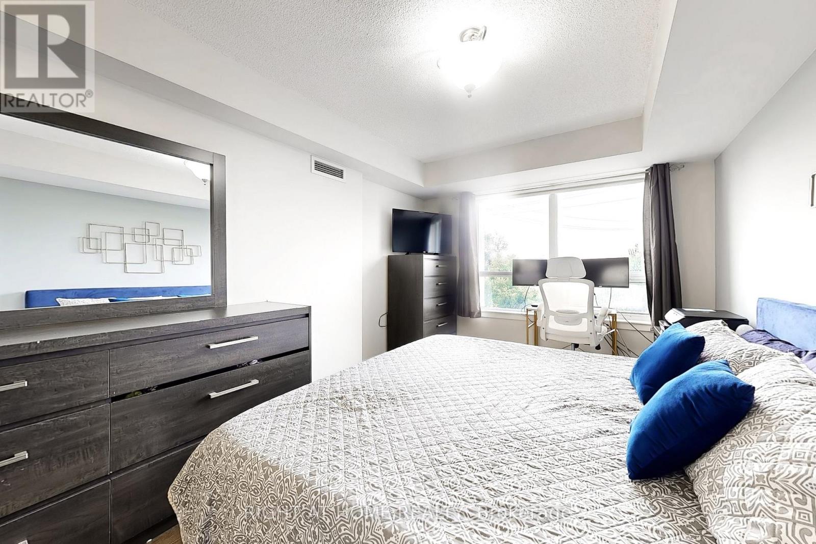 214 - 1070 Sheppard Avenue W, Toronto, Ontario  M3J 0G8 - Photo 18 - W12351232