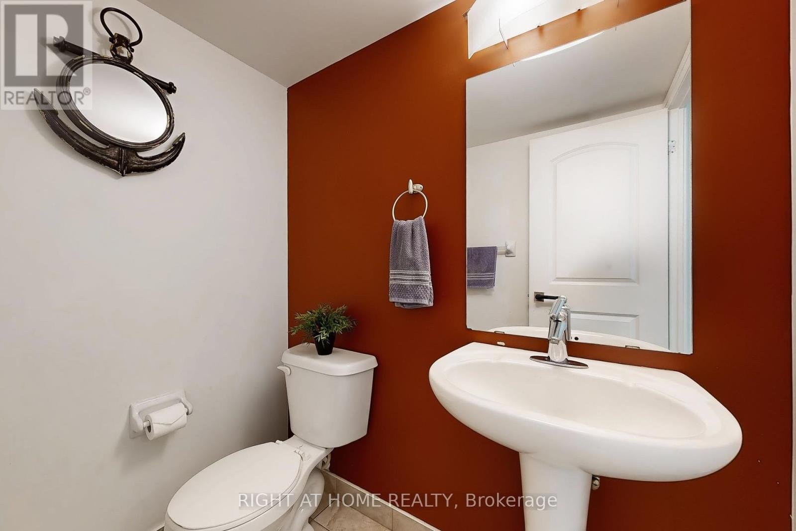 214 - 1070 Sheppard Avenue W, Toronto, Ontario  M3J 0G8 - Photo 25 - W12351232