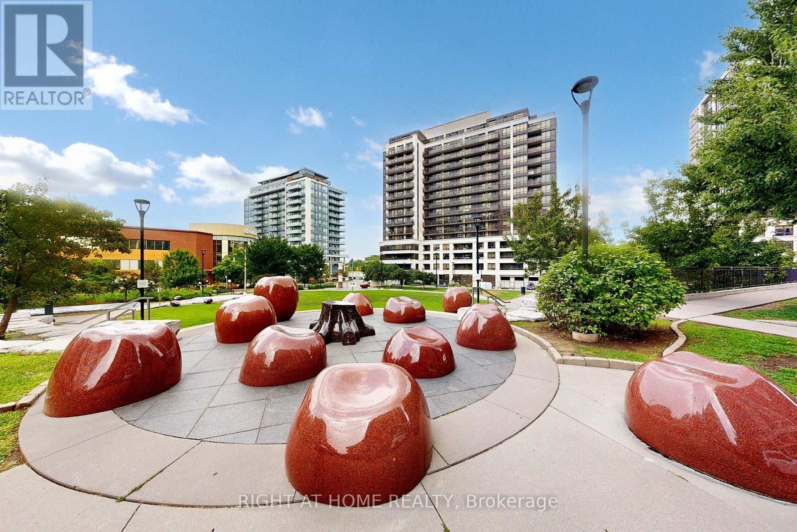 214 - 1070 Sheppard Avenue W, Toronto, Ontario  M3J 0G8 - Photo 3 - W12351232