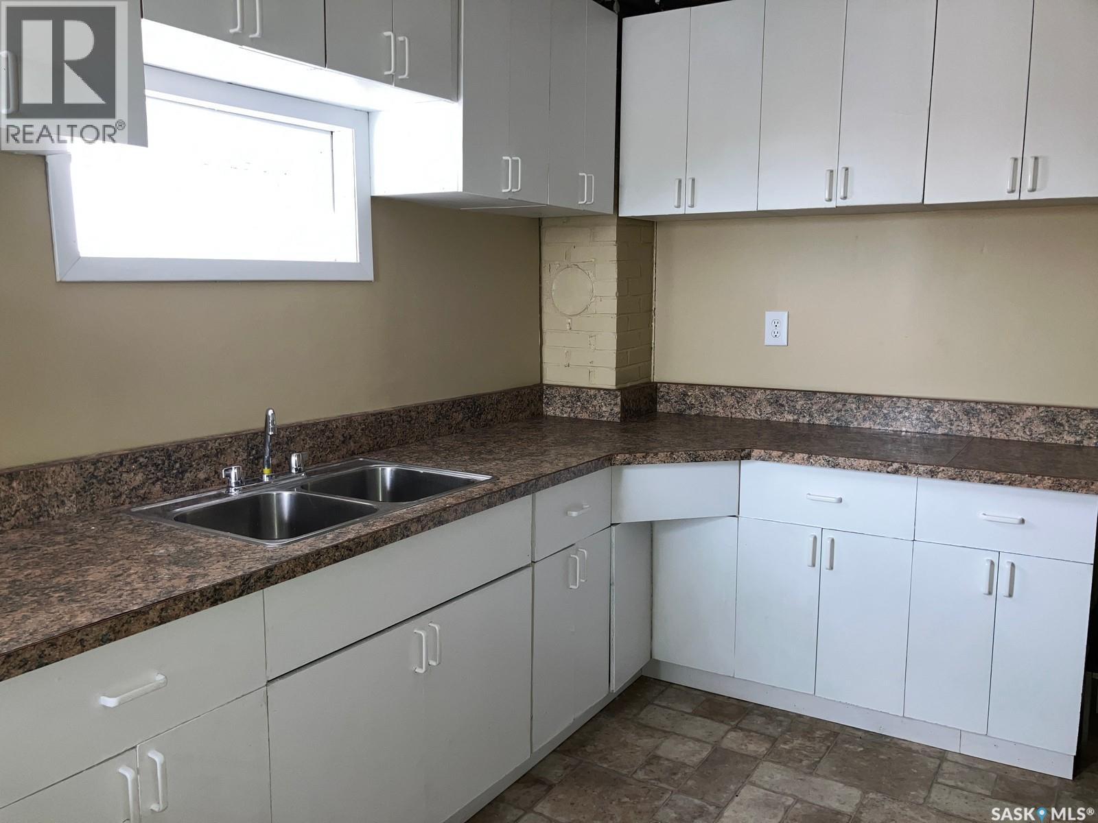 205 1st Avenue W, Nipawin, Saskatchewan  S0E 1E0 - Photo 19 - SK015868
