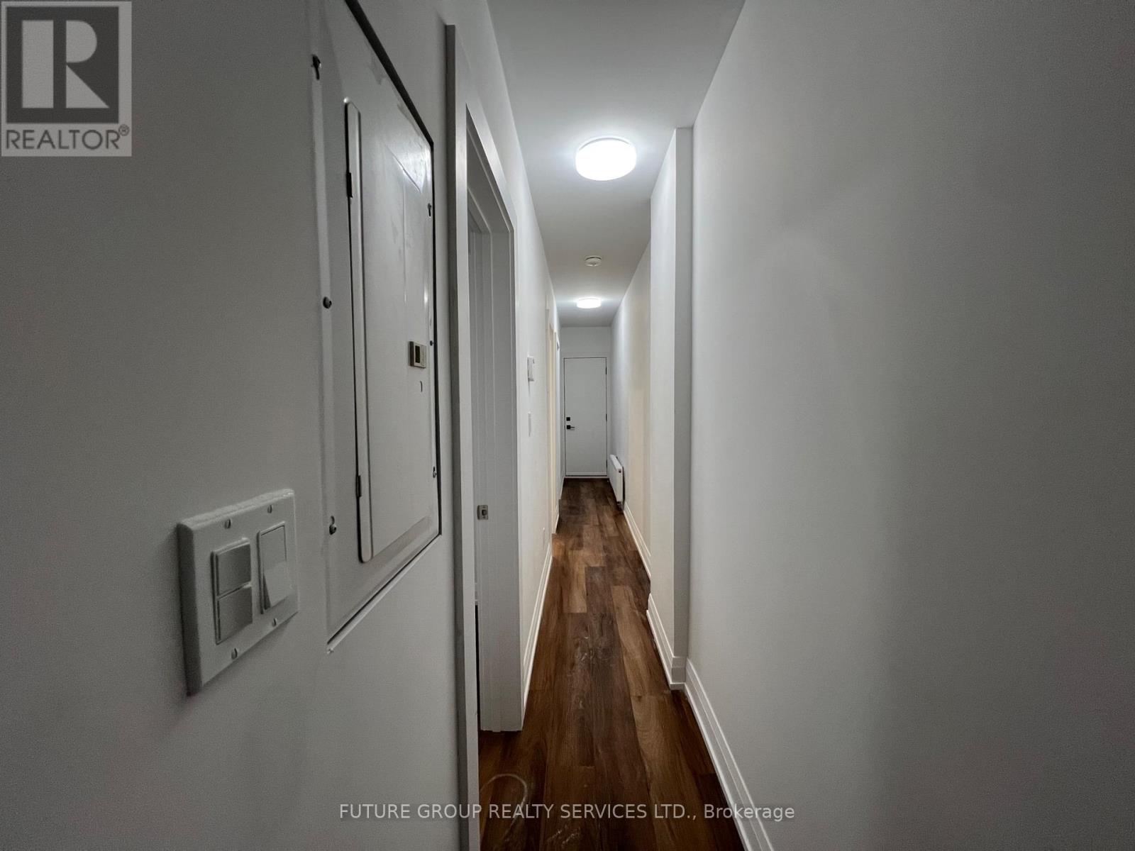 2 - 4876 Simcoe Street, Niagara Falls, Ontario  L2E 1V9 - Photo 15 - X12351279