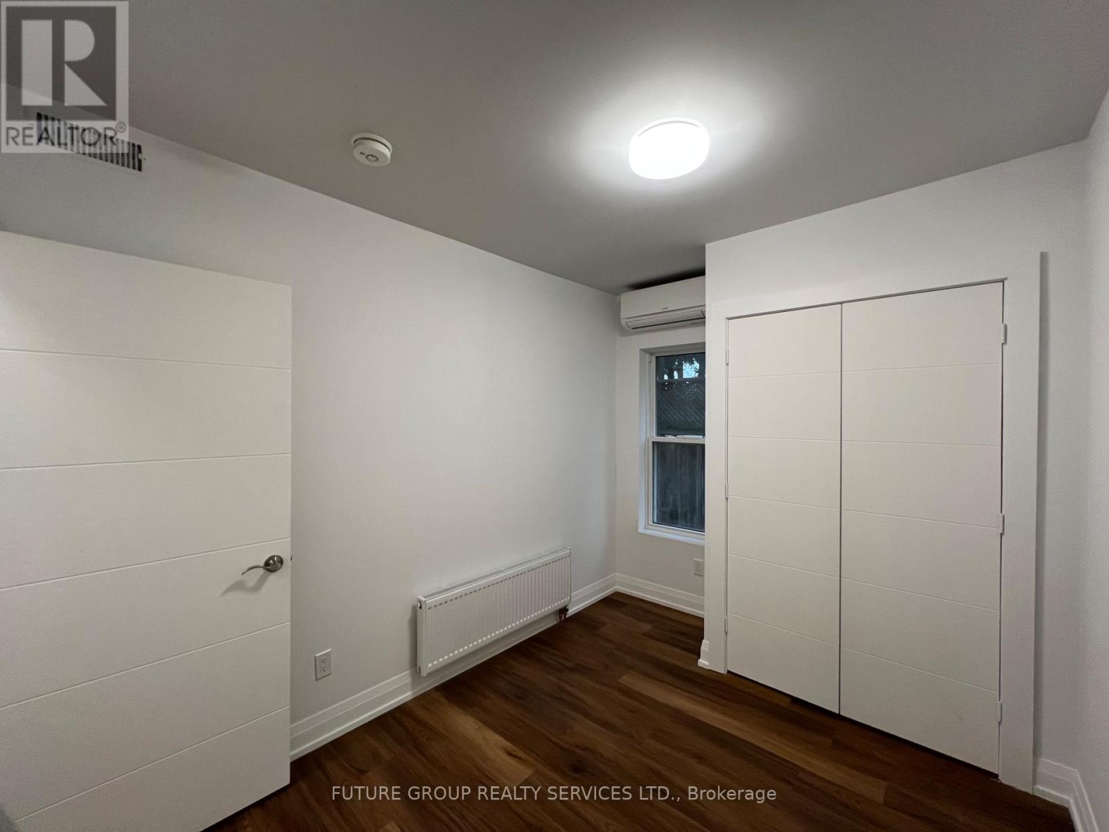 2 - 4876 Simcoe Street, Niagara Falls, Ontario  L2E 1V9 - Photo 7 - X12351279