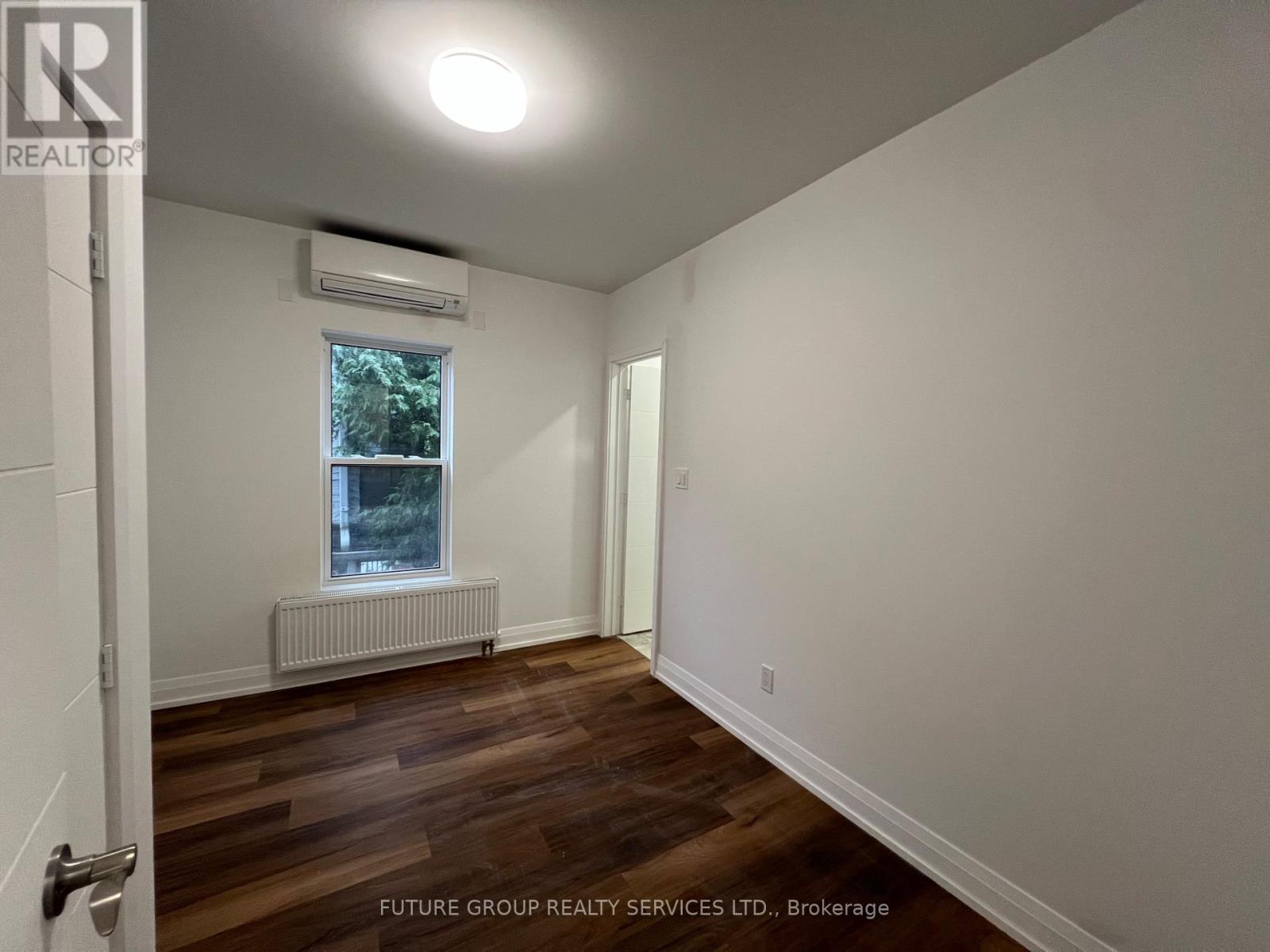 4 - 4876 Simcoe Street, Niagara Falls, Ontario  L2E 1V9 - Photo 7 - X12351285