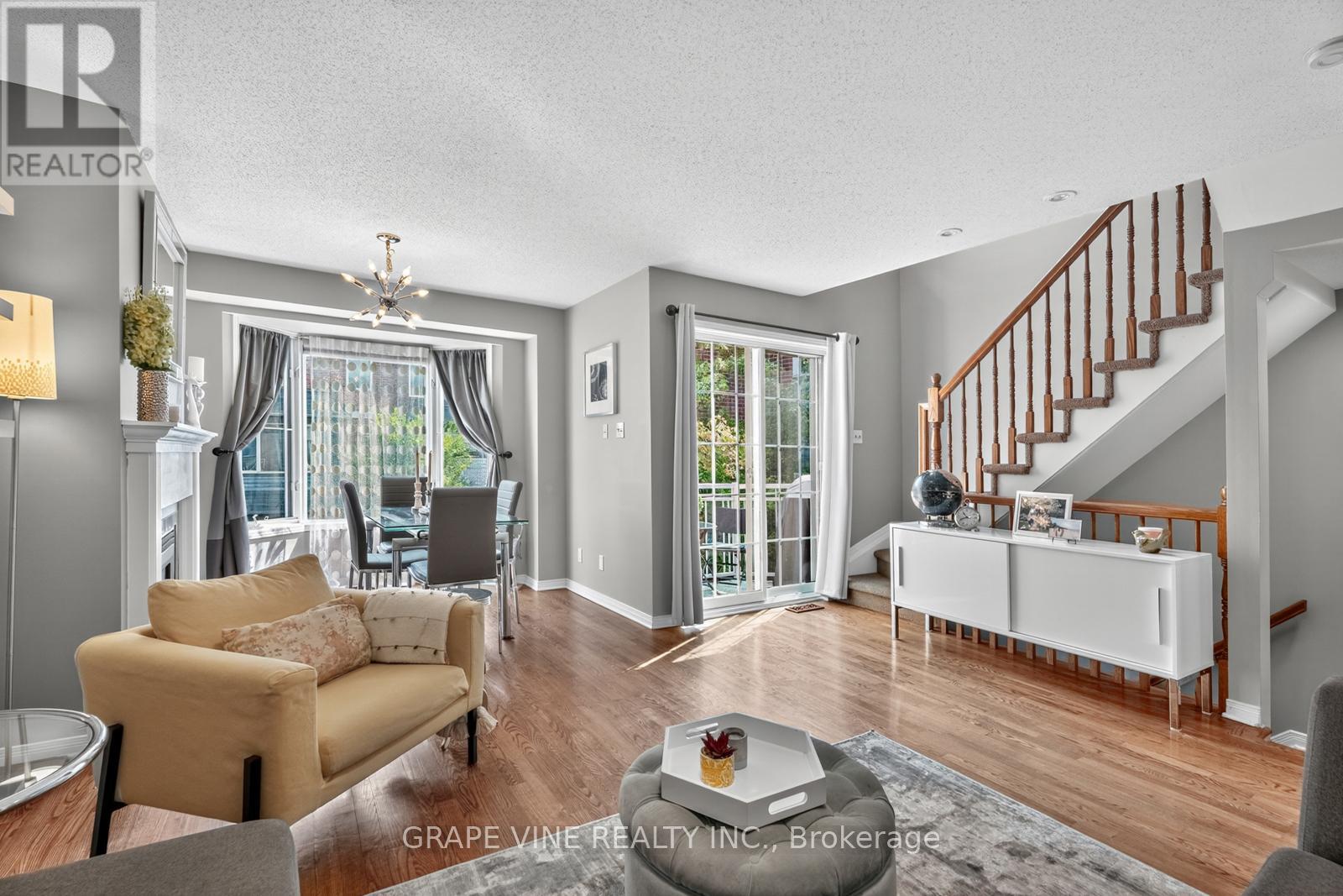 4 Radstock Private, Ottawa, Ontario  K1R 5J8 - Photo 32 - X12351325