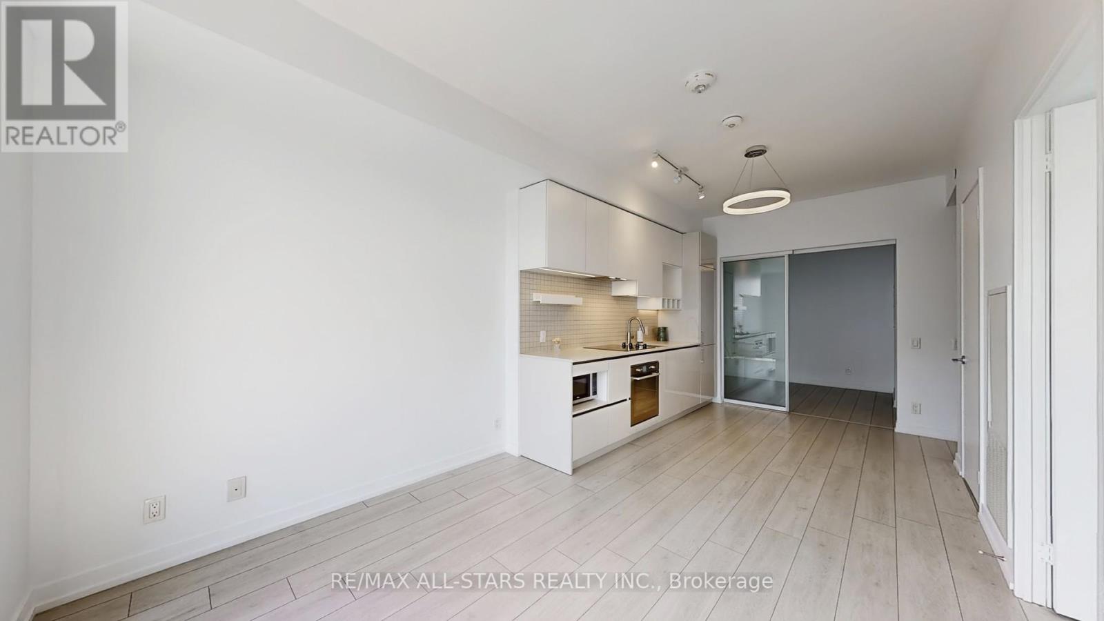 5003 - 950 Portage Parkway, Vaughan, Ontario  L4K 0J7 - Photo 5 - N12349310