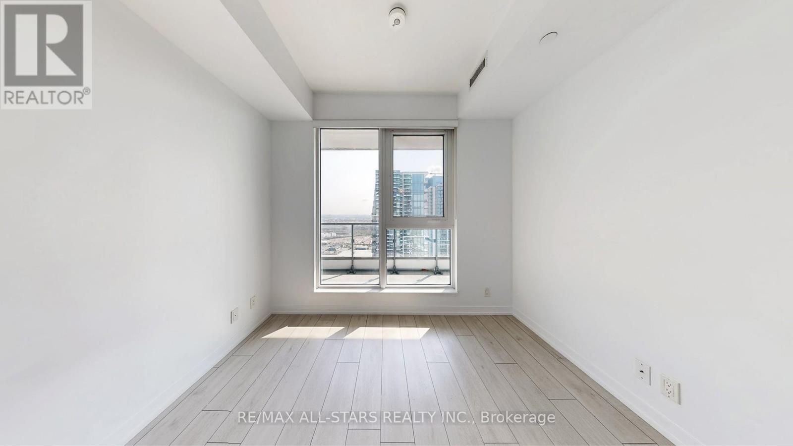 5003 - 950 Portage Parkway, Vaughan, Ontario  L4K 0J7 - Photo 14 - N12349310