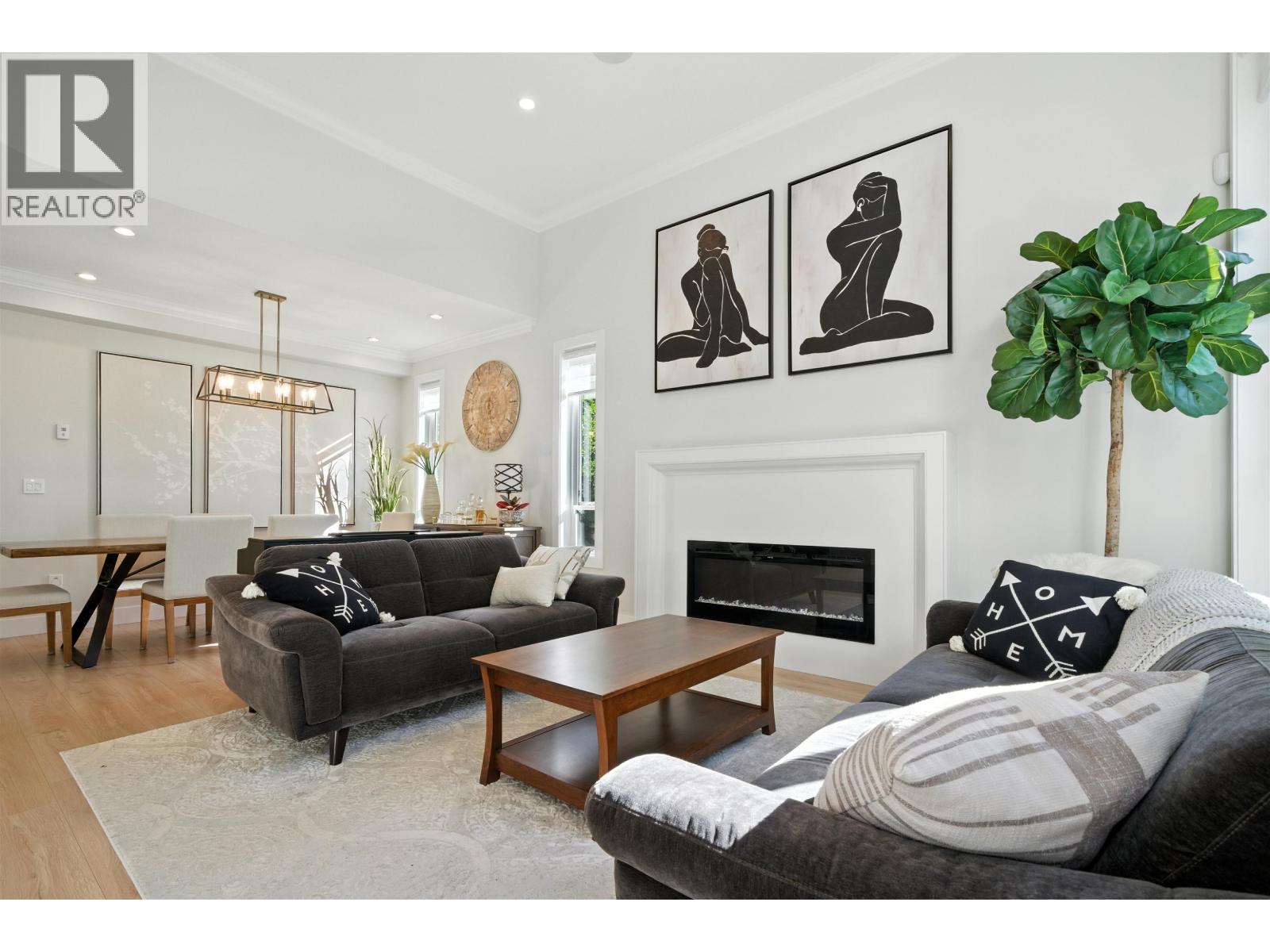 Property at 870 BROWNING PLACE image 5