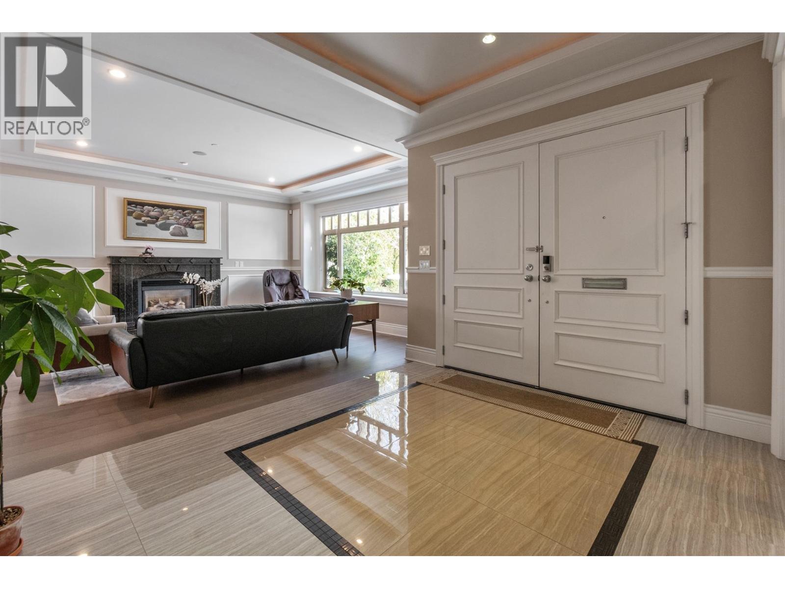 5809 Cartier Street, Vancouver, British Columbia  V6M 3A6 - Photo 2 - R3038132