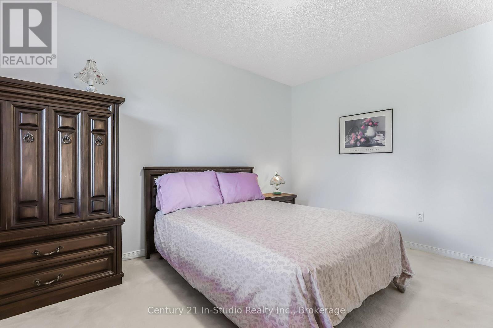 376 Parkwood Drive, Saugeen Shores, Ontario N0H 2C2 - Photo 35 - X12351345