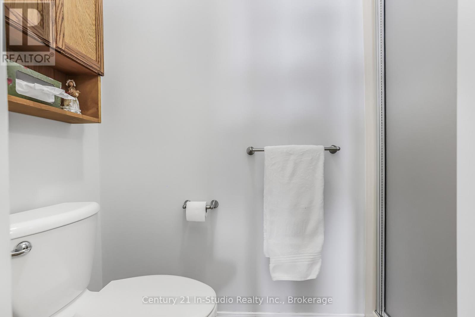 376 Parkwood Drive, Saugeen Shores, Ontario N0H 2C2 - Photo 39 - X12351345