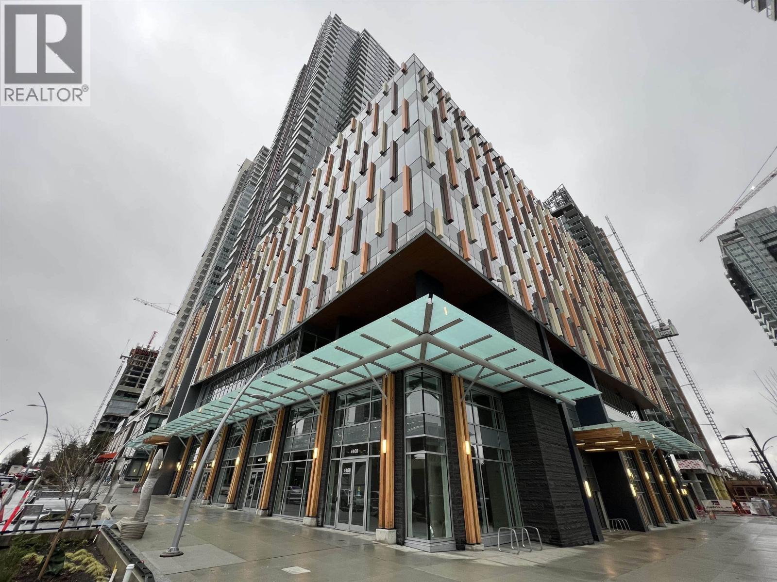 531 6378 Silver Avenue, Burnaby, British Columbia  V5H 0J2 - Photo 2 - C8071503