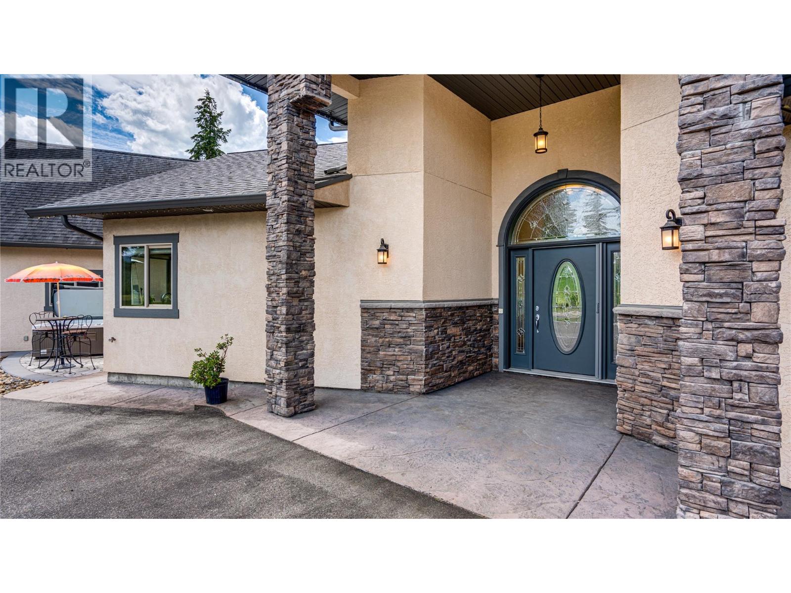 384 Kyro Road, Lumby, British Columbia  V0E 2G7 - Photo 42 - 10355023