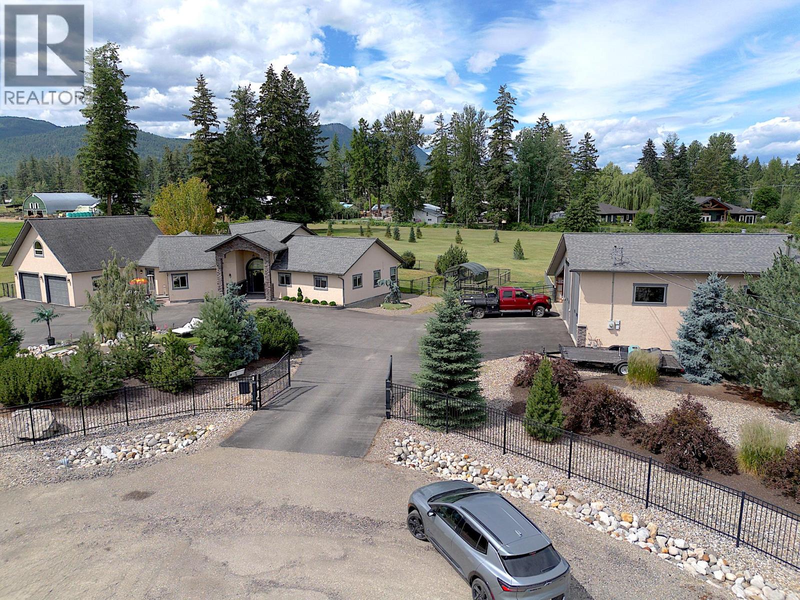 384 Kyro Road, Lumby, British Columbia  V0E 2G7 - Photo 62 - 10355023