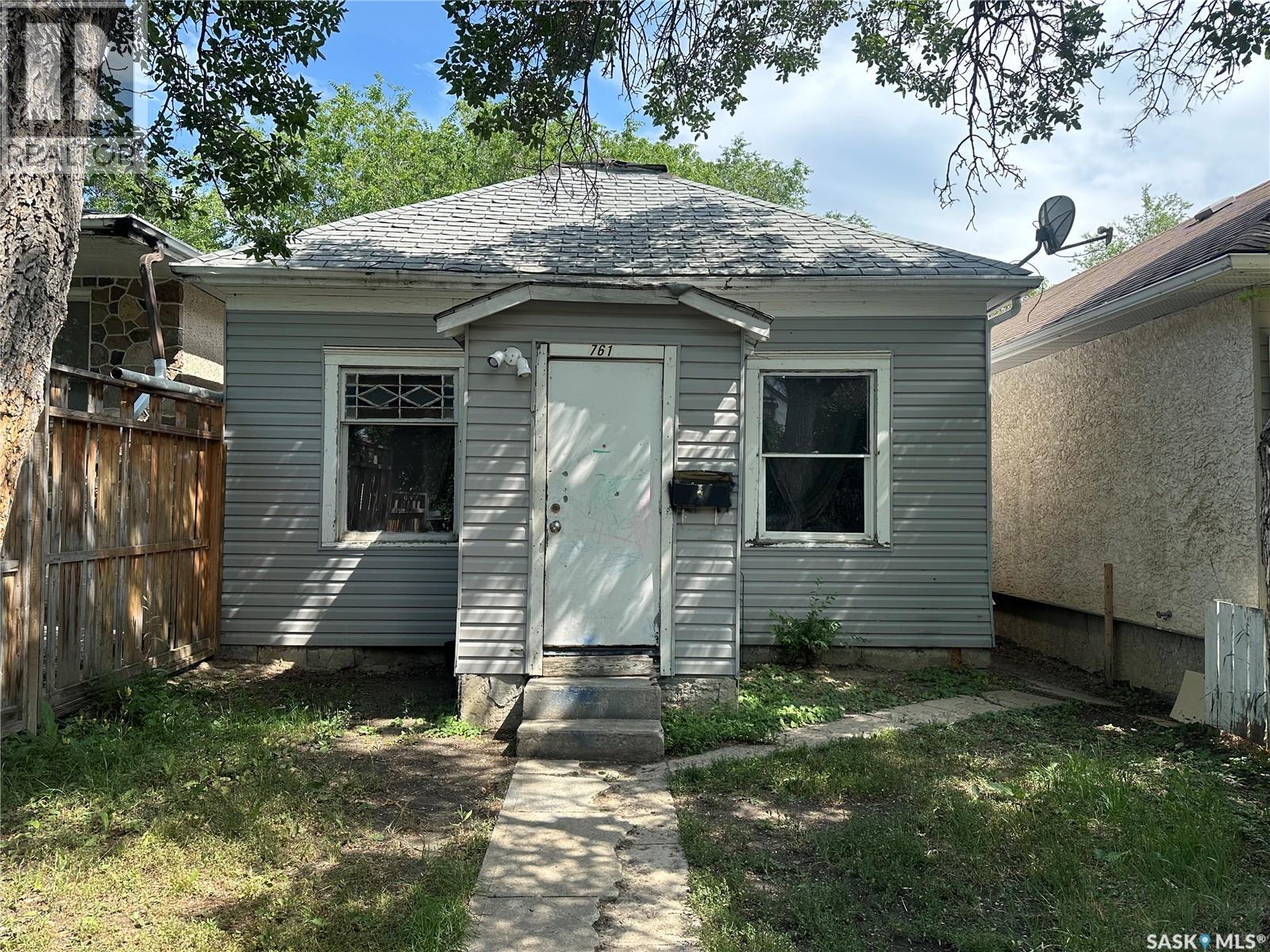 Property at 761 Athol STREET image 1