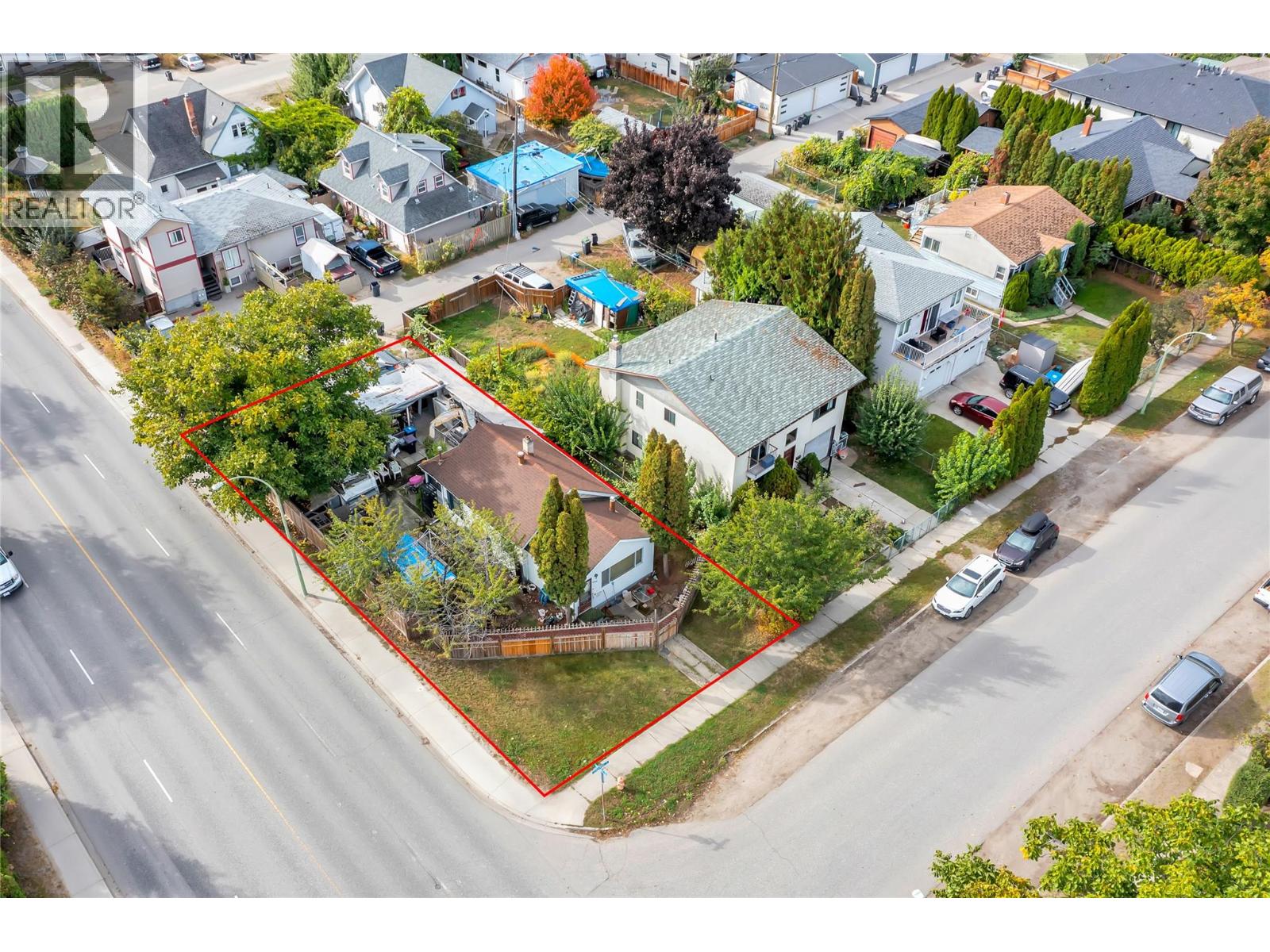 Property at 1099 Stockwell Avenue image 1