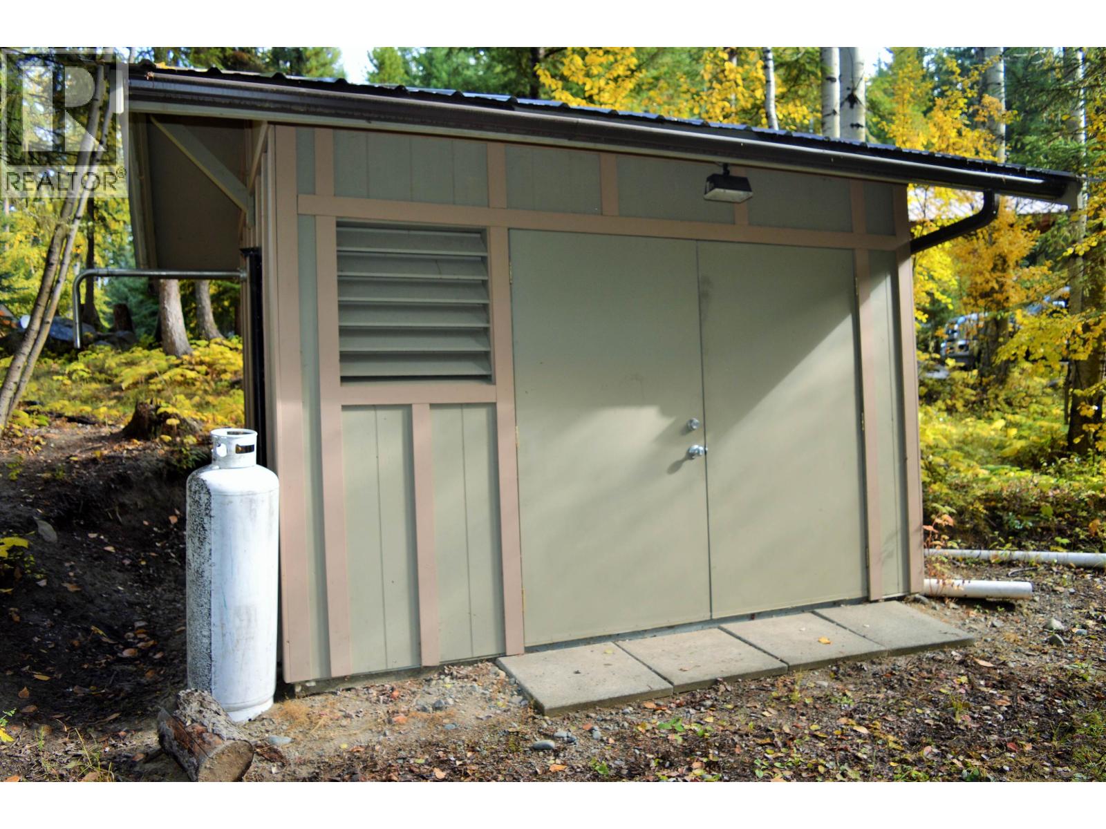 1665 Bradley Creek Road, Forest Grove, British Columbia  V0K 1M0 - Photo 20 - R3034843