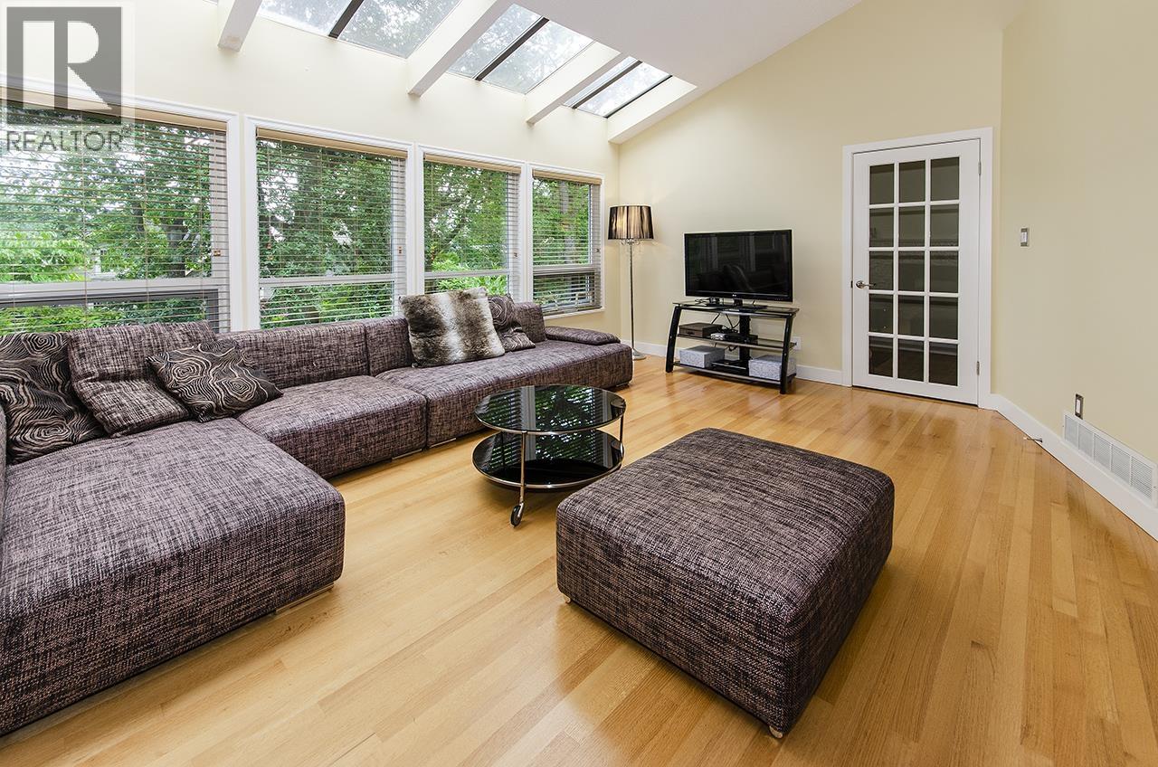 4063 W 33rd Avenue, Vancouver, British Columbia  V6N 2H9 - Photo 6 - R3038045