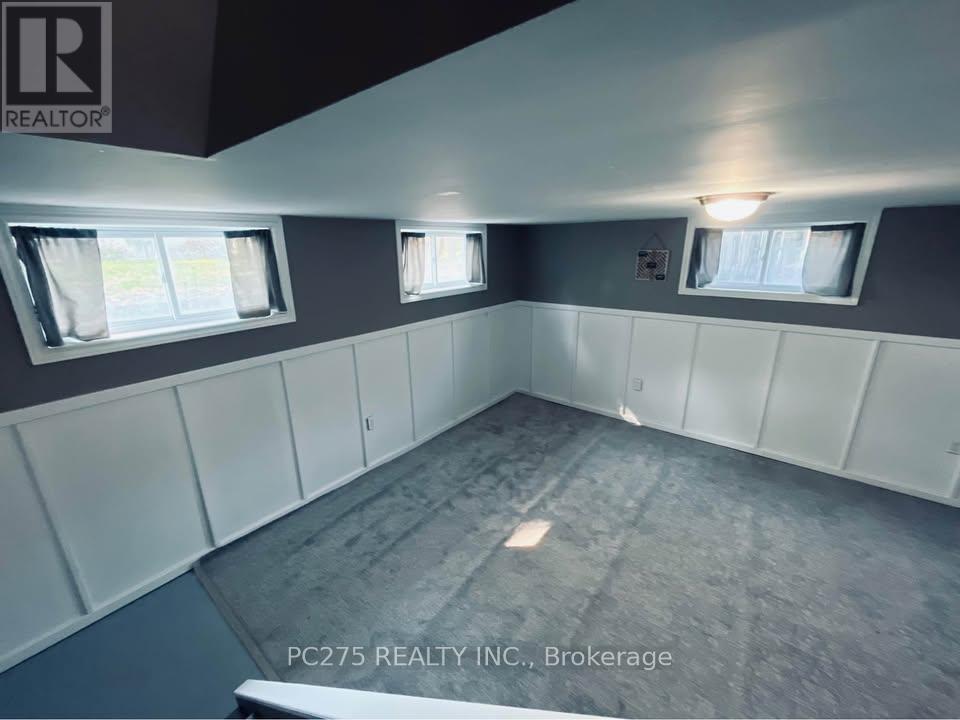 43 Tillson Avenue, Tillsonburg, Ontario  N4G 2Z9 - Photo 20 - X12351411