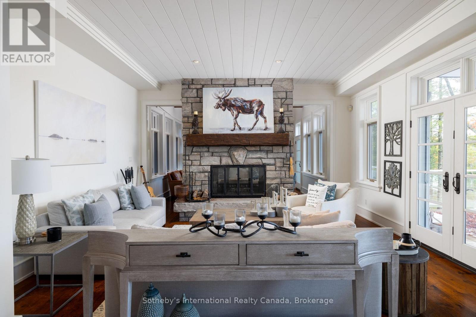 1037 Elgin House Road, Muskoka Lakes, Ontario P0B 1J0 - Photo 9 - X12351382