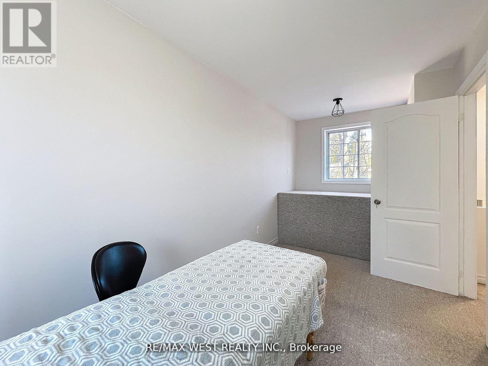 56 Forty First Street, Toronto, Ontario  M8W 3N6 - Photo 17 - W12351312