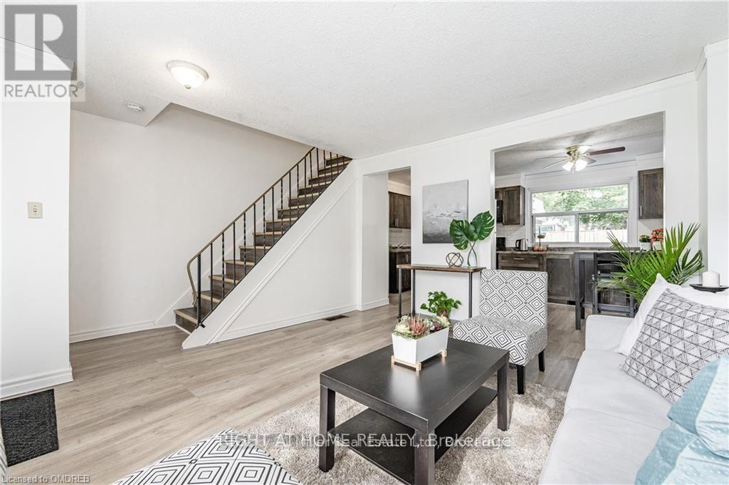 Property at 164 JANSEN AVENUE image 5