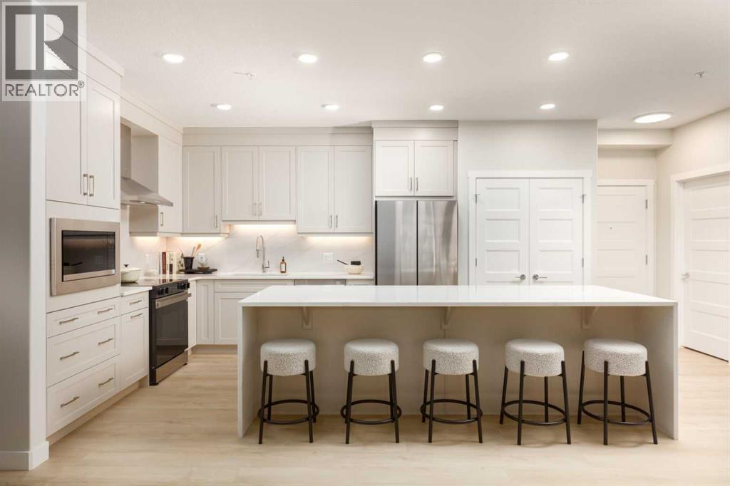 Property at 2113, 2117 81 Street SW image 2