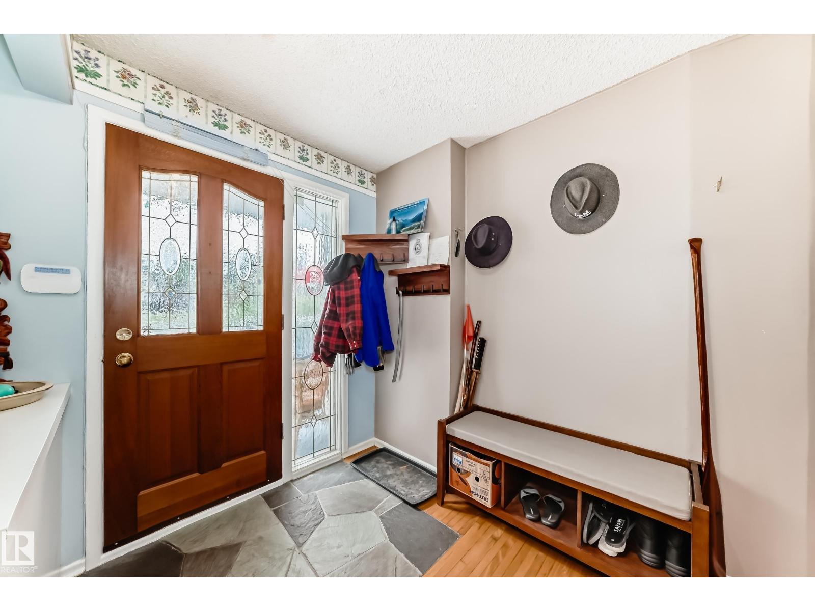 Property at 6504 109B AV NW NW image 3