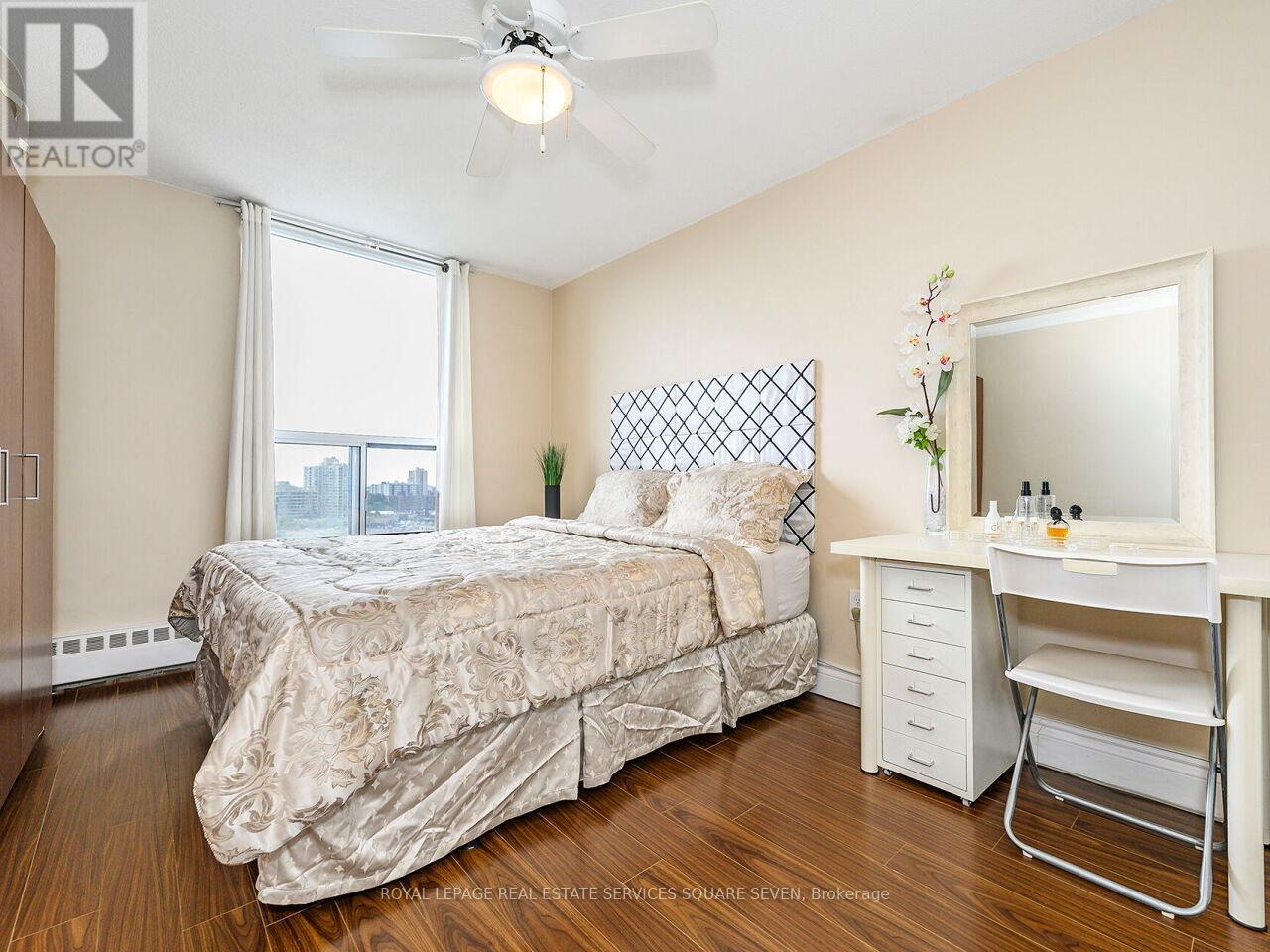 1109 - 3120 Kirwin Avenue, Mississauga, Ontario  L5A 3R2 - Photo 15 - W12351233