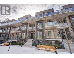 26 - 51 WINLOCK PARK, Toronto, Ontario