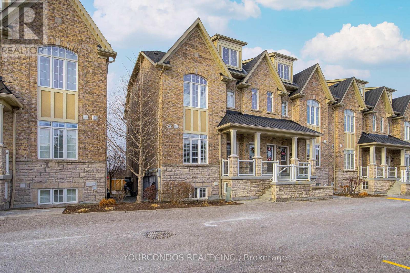 Property at 40 LOVEGROVE LANE image 1