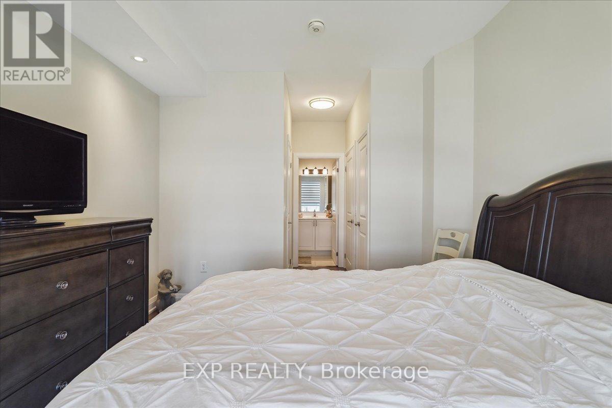 A203 - 5309 Highway 7, Vaughan, Ontario  L4L 0J1 - Photo 12 - N12351378