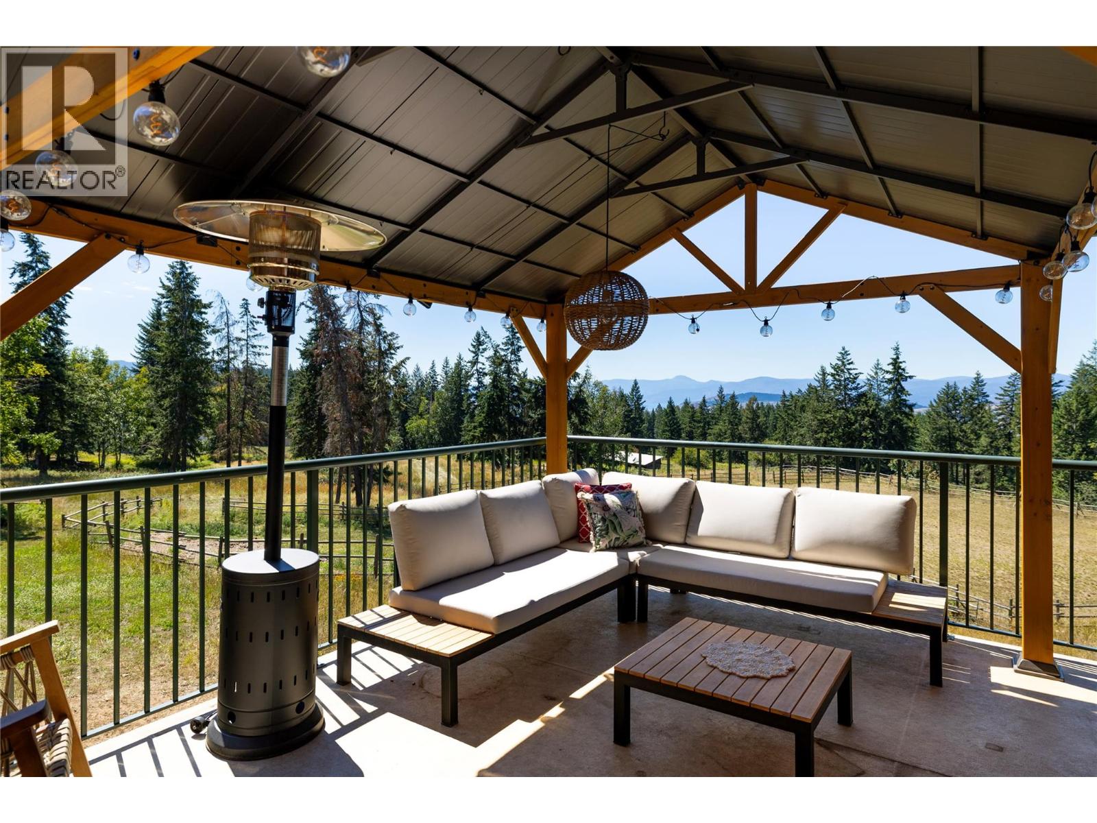 7940 Keddleston Road, Vernon, British Columbia  V1B 3N4 - Photo 15 - 10359102