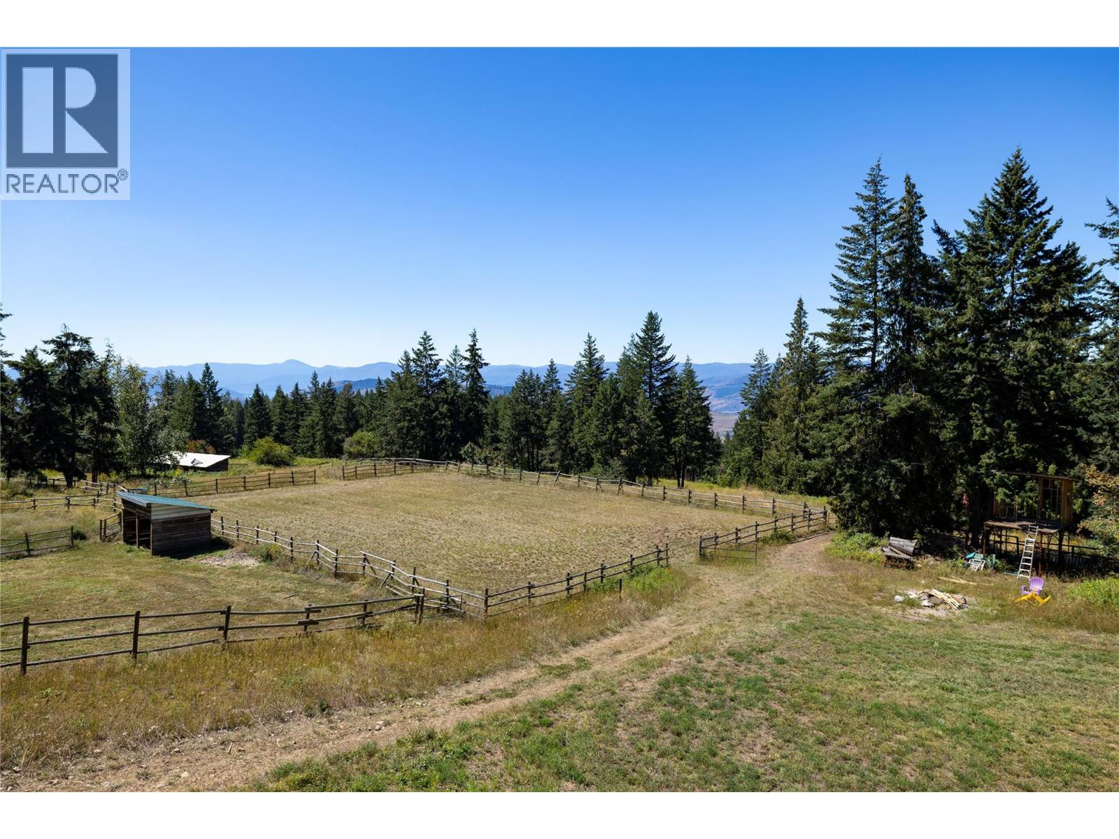 7940 Keddleston Road, Vernon, British Columbia  V1B 3N4 - Photo 37 - 10359102