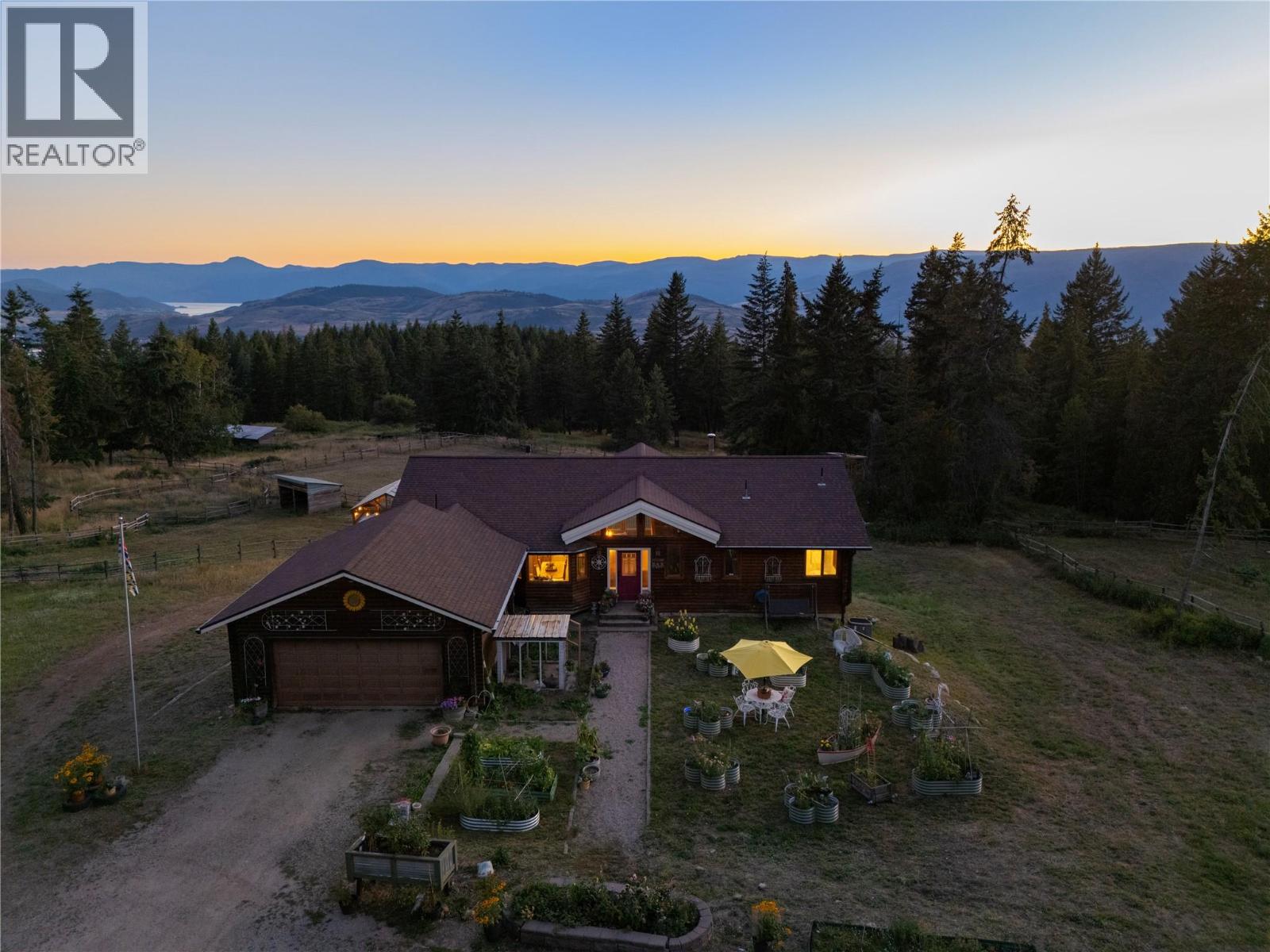 7940 Keddleston Road, Vernon, British Columbia  V1B 3N4 - Photo 62 - 10359102