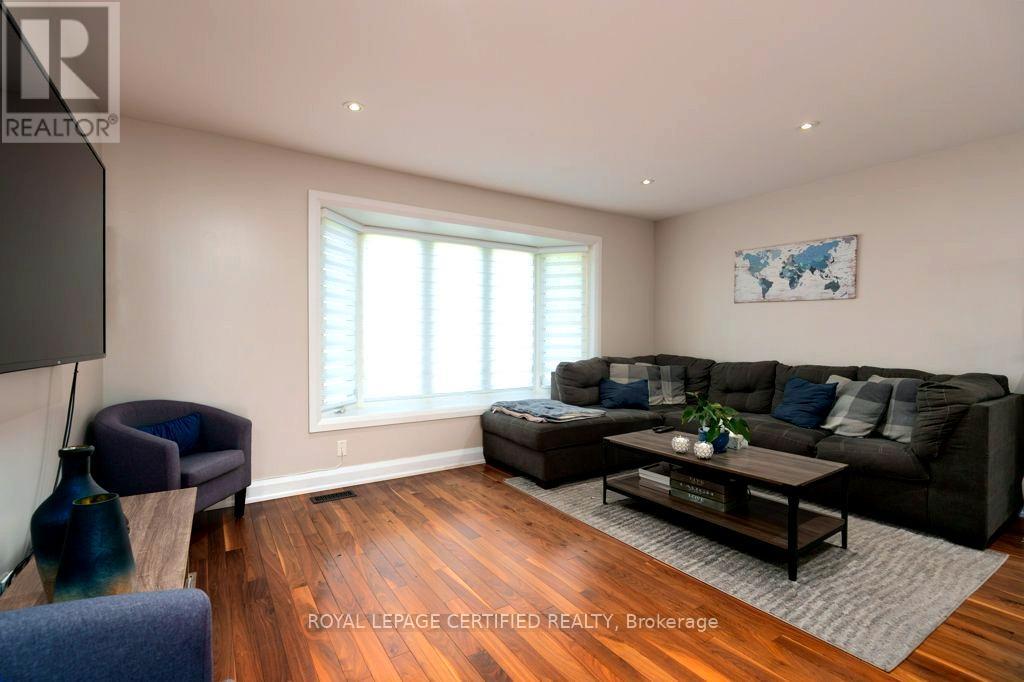 72 Ferndale Crescent, Brampton, Ontario  L6W 1E9 - Photo 17 - W12351359
