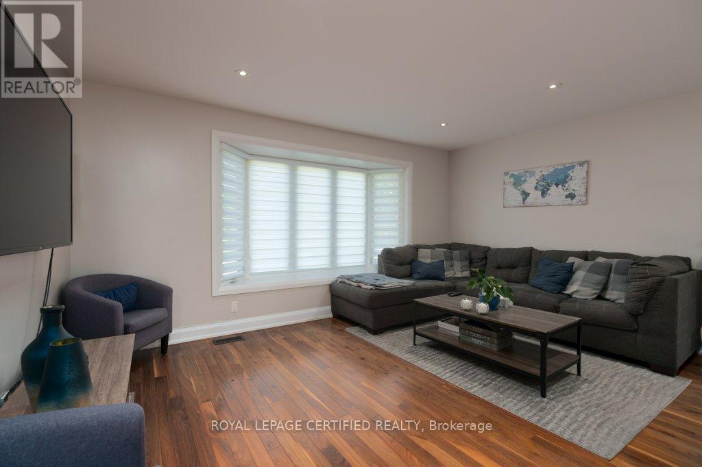 72 Ferndale Crescent, Brampton, Ontario  L6W 1E9 - Photo 19 - W12351359