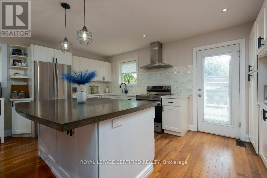 72 Ferndale Crescent, Brampton, Ontario  L6W 1E9 - Photo 24 - W12351359