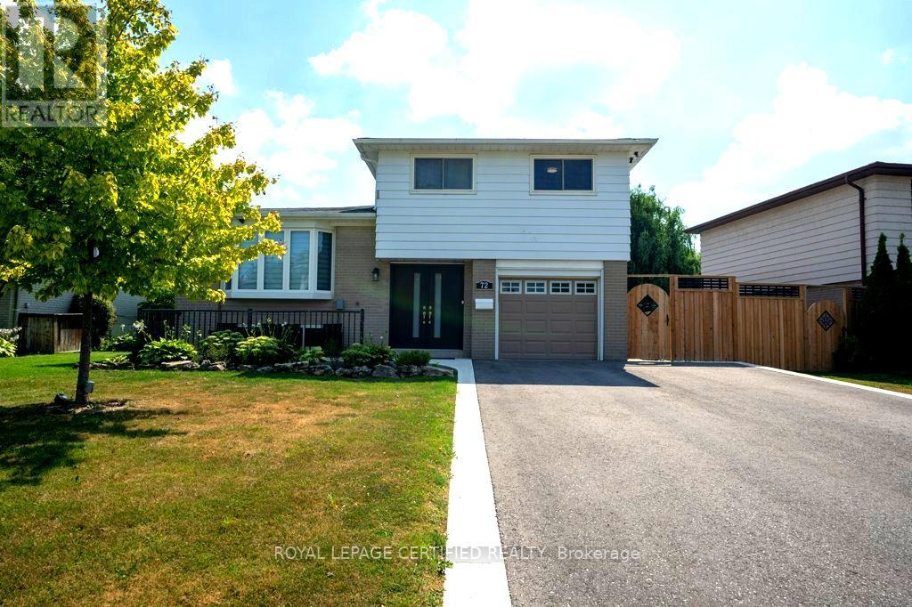 Property at 72 FERNDALE CRESCENT image 4