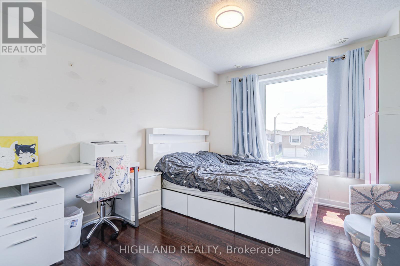 7 - 4030 Parkside Village Drive, Mississauga (City Centre), Ontario  L5B 0K2 - Photo 13 - W12351381