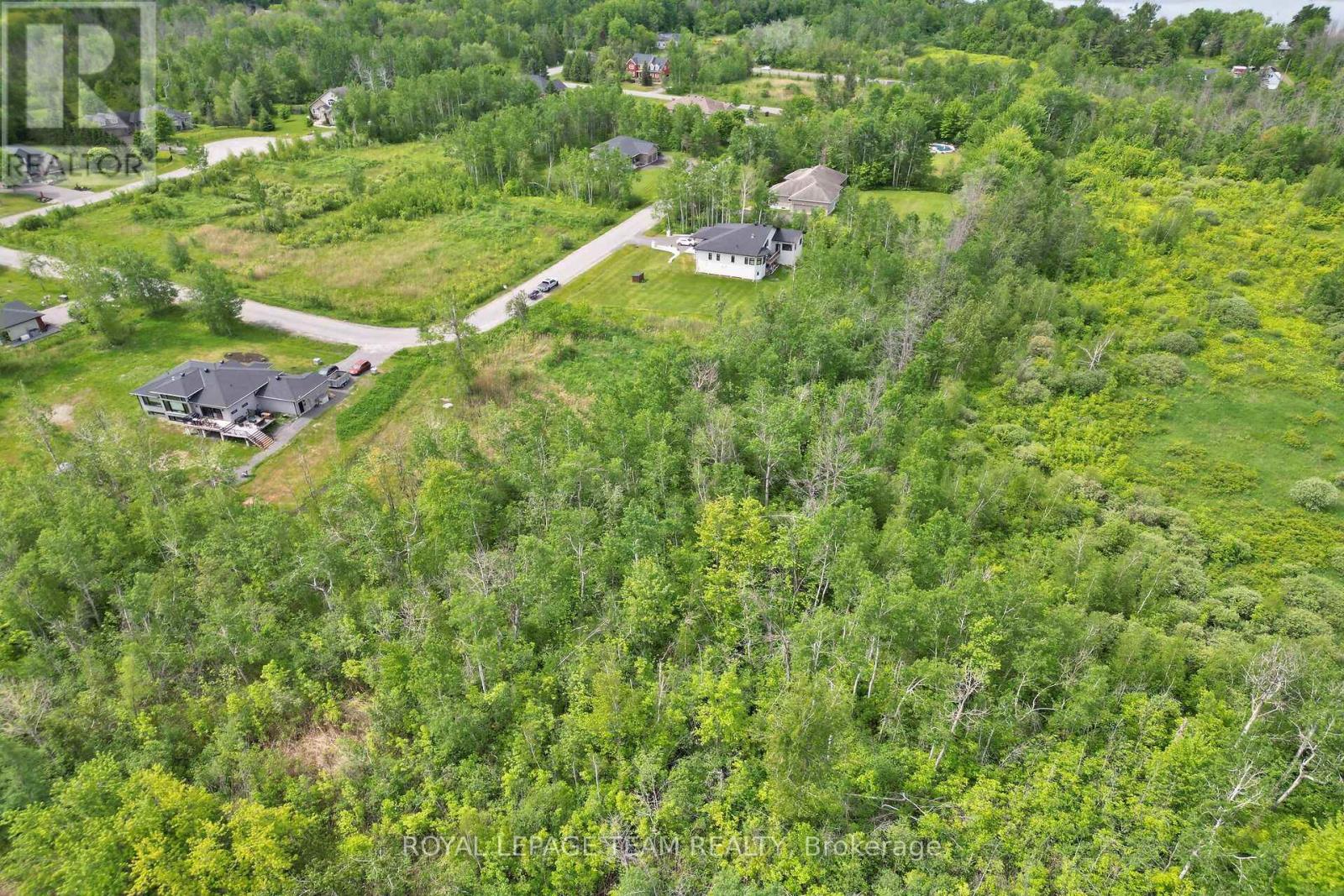 17 Rideau Crossing Crescent, North Grenville, Ontario  K0G 1J0 - Photo 16 - X12351431