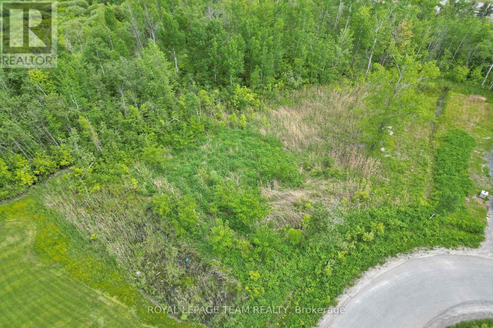17 Rideau Crossing Crescent, North Grenville, Ontario  K0G 1J0 - Photo 26 - X12351431