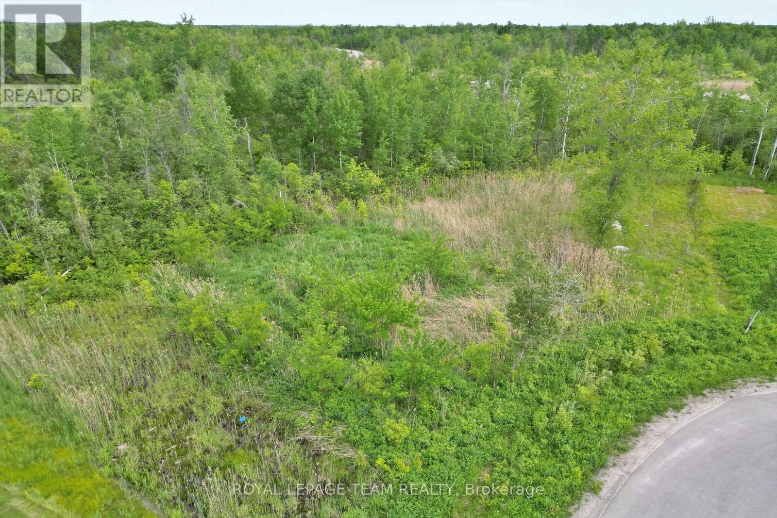 17 Rideau Crossing Crescent, North Grenville, Ontario  K0G 1J0 - Photo 28 - X12351431