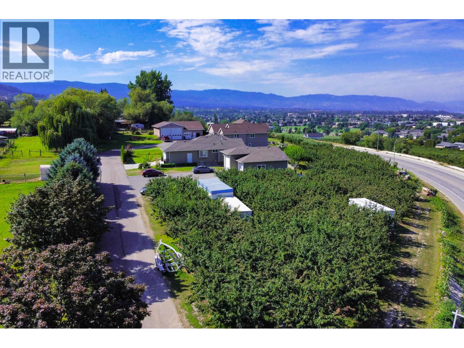 833 Mccurdy Road E, Kelowna, British Columbia  V1X 8G3 - Photo 48 - 10357436