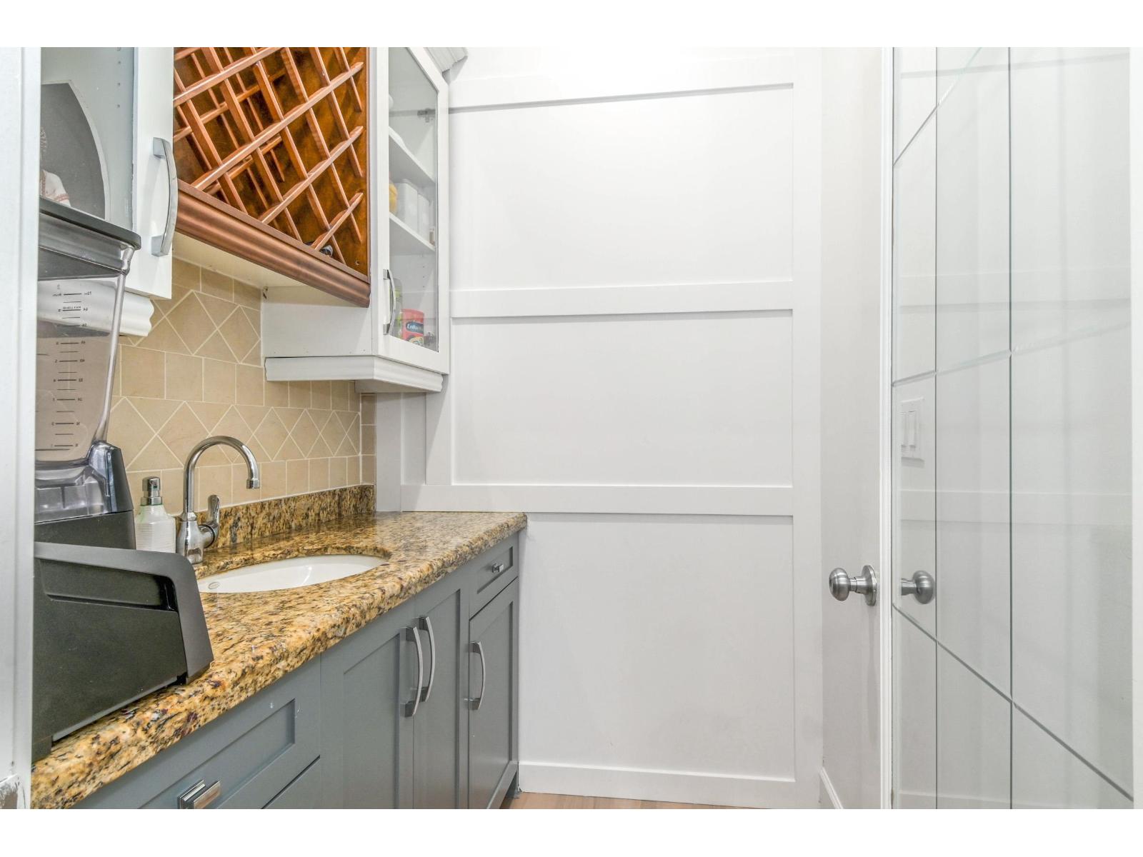 18358 67 Avenue, Surrey, British Columbia  V3S 1E5 - Photo 12 - R3038117