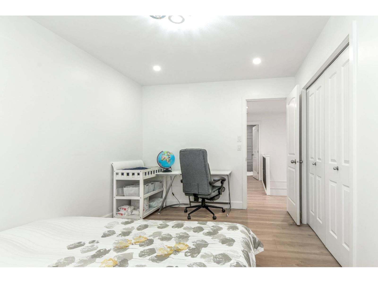 18358 67 Avenue, Surrey, British Columbia  V3S 1E5 - Photo 19 - R3038117