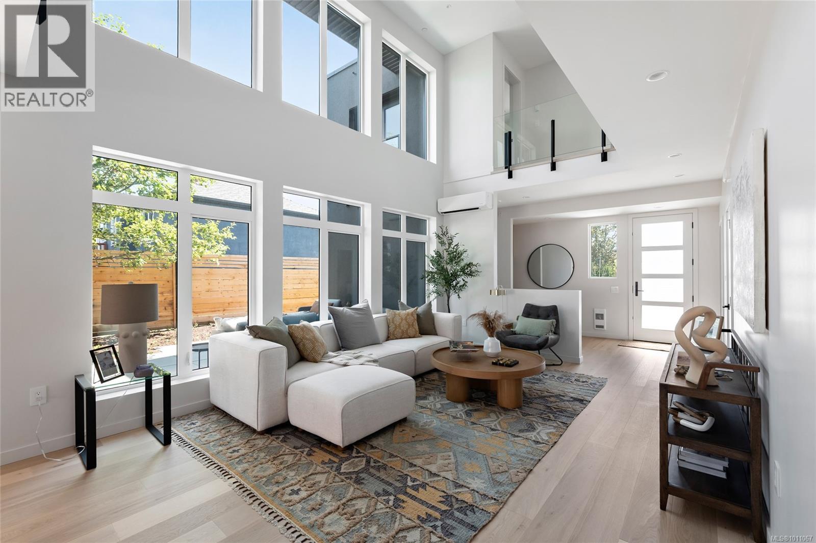 1970 Kings Rd, Saanich, British Columbia  V8R 2P5 - Photo 10 - 1011067