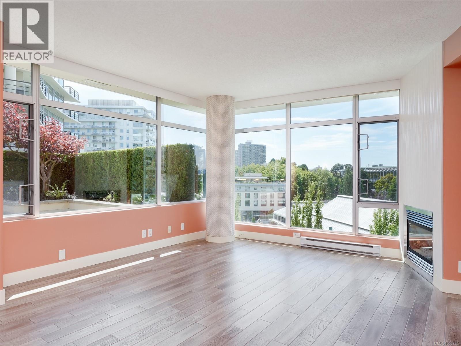 N609 737 Humboldt St, Victoria, British Columbia V8W 1B1 - Photo 4 - 1008786