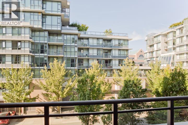 302 2033 W 10TH AVENUE, Vancouver, British Columbia