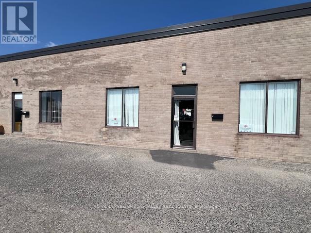 670 Hardwick Road, Caledon (Bolton West), Ontario  L7E 5R5 - Photo 8 - W12351426